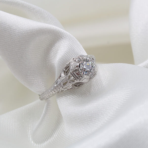 "Deco Delight" Art Deco Diamond Ring - Image 2