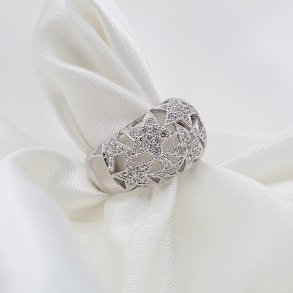 DABAKAROV Diamond Star Dome Ring - Image 2