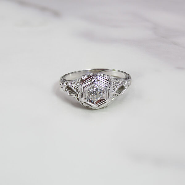Art Deco Diamond Filigree Ring - Image 3