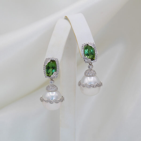 DABAKAROV Pearl and Green Tourmaline Earrings - Image 3