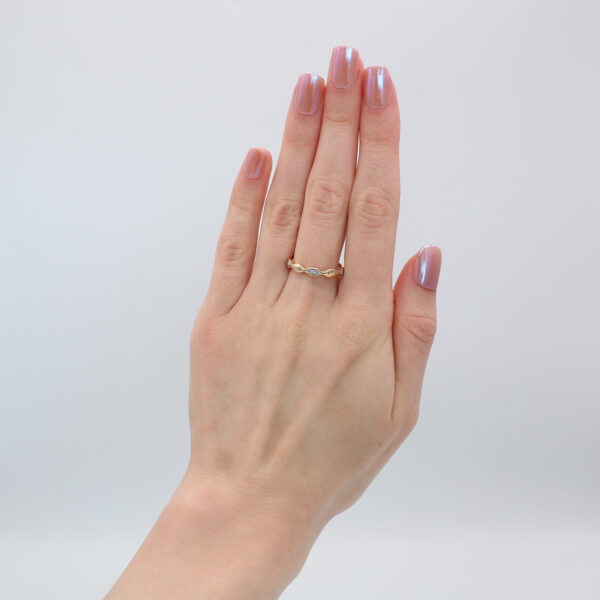 "Golden Wave" Diamond Band - Image 3