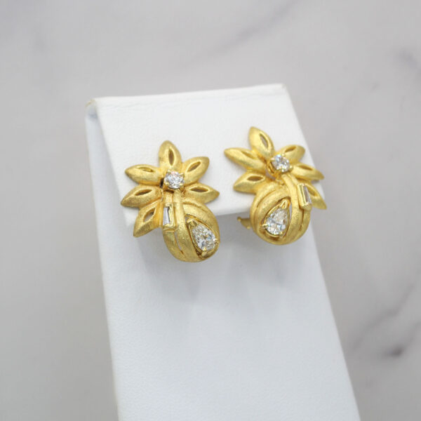 "Golden Florals" Vintage Diamond Earrings - Image 3