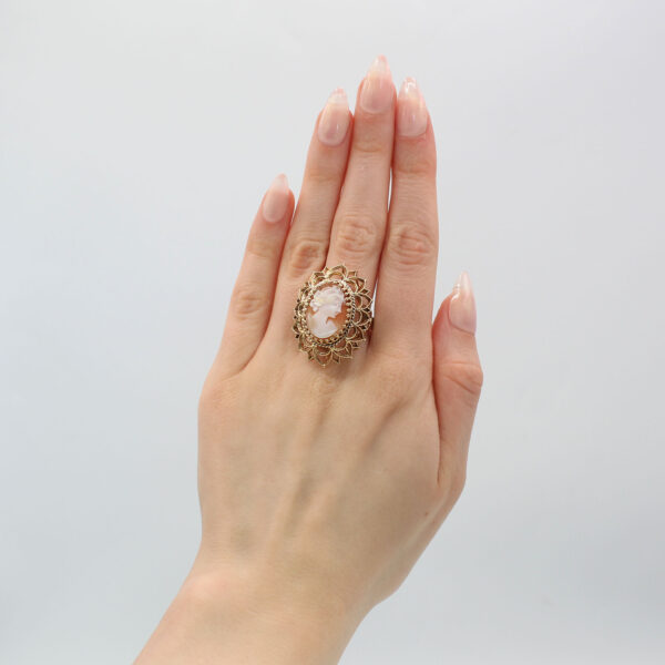 "Lovely Lady" Victorian Shell Cameo Ring - Image 3