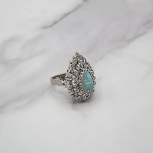 Vintage Opal Ring - Image 2