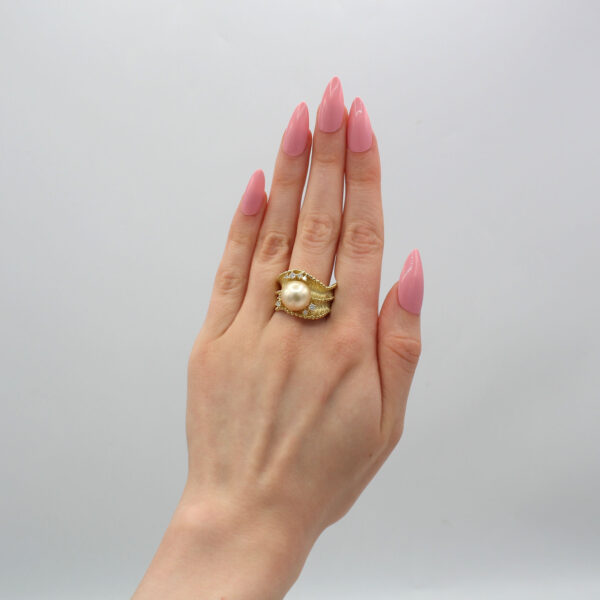 "Luminous" Pearl Ring - Image 3