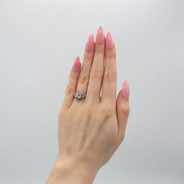 "Luminous Embrace" Art Deco Diamond Ring - Image 3