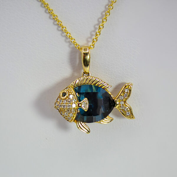 EFFY Topaz Fish Pendant - Image 5