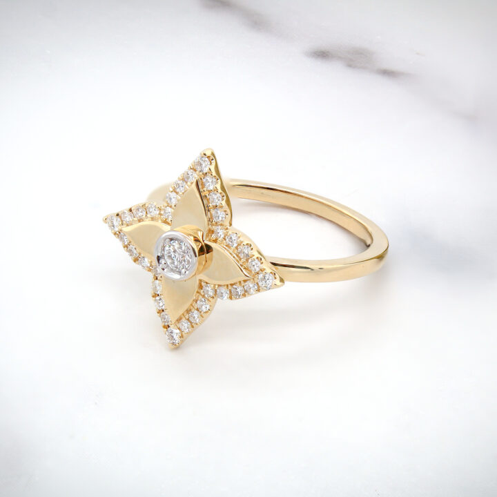Diamond Four-Petal Star Flower Ring in Yellow Gold - view 2