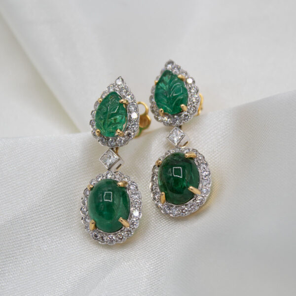 "Poinsettia" Vintage Emerald Earrings - Image 2