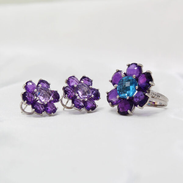 "Purple Pansy" Amethyst and Blue Topaz Ring - Image 4