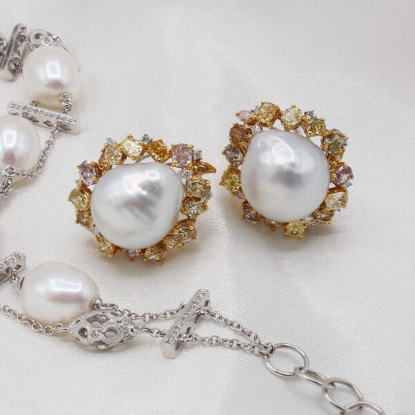DABAKAROV Pearl Earrings - Image 2